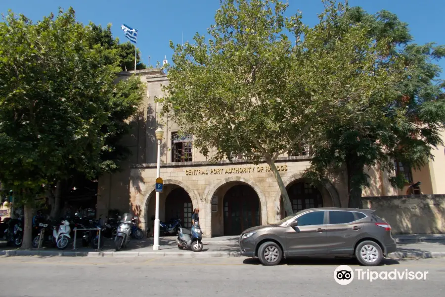 Casa del Fascio - Florestano Di Fausto