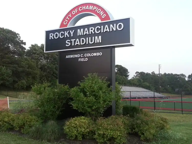 Hotels near Rocky Marciano Statue