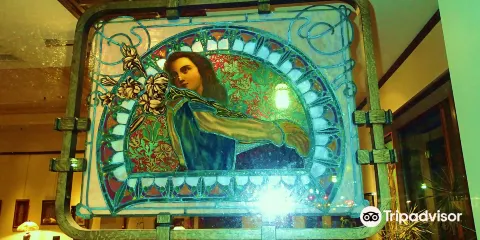 BeauVerre Riordan Studios