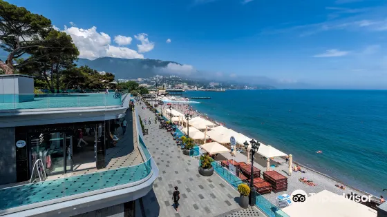 Primorskiy Beach