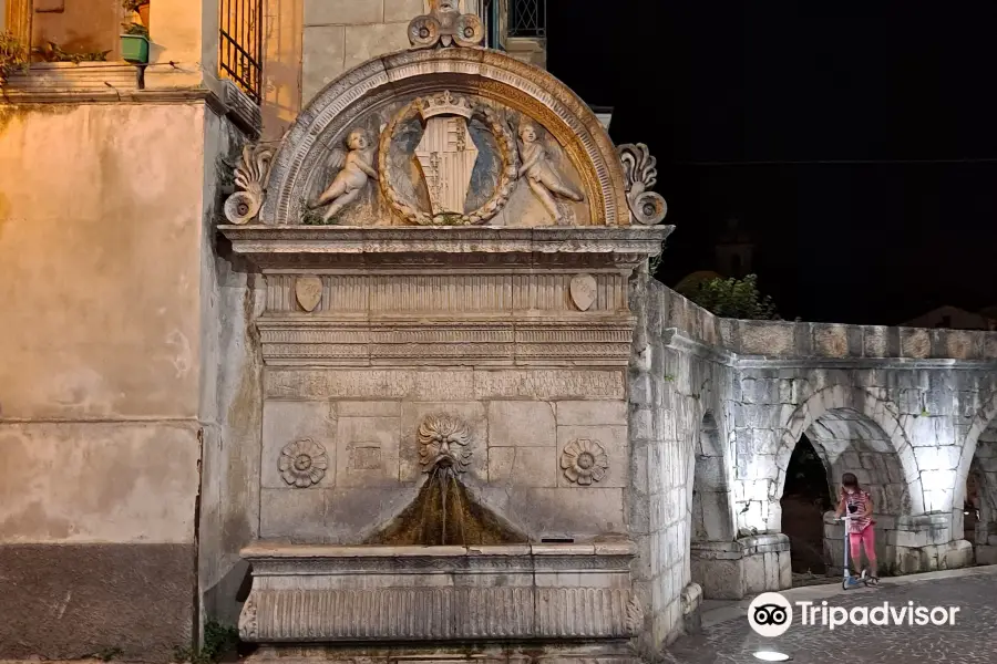 Vecchio Fountain