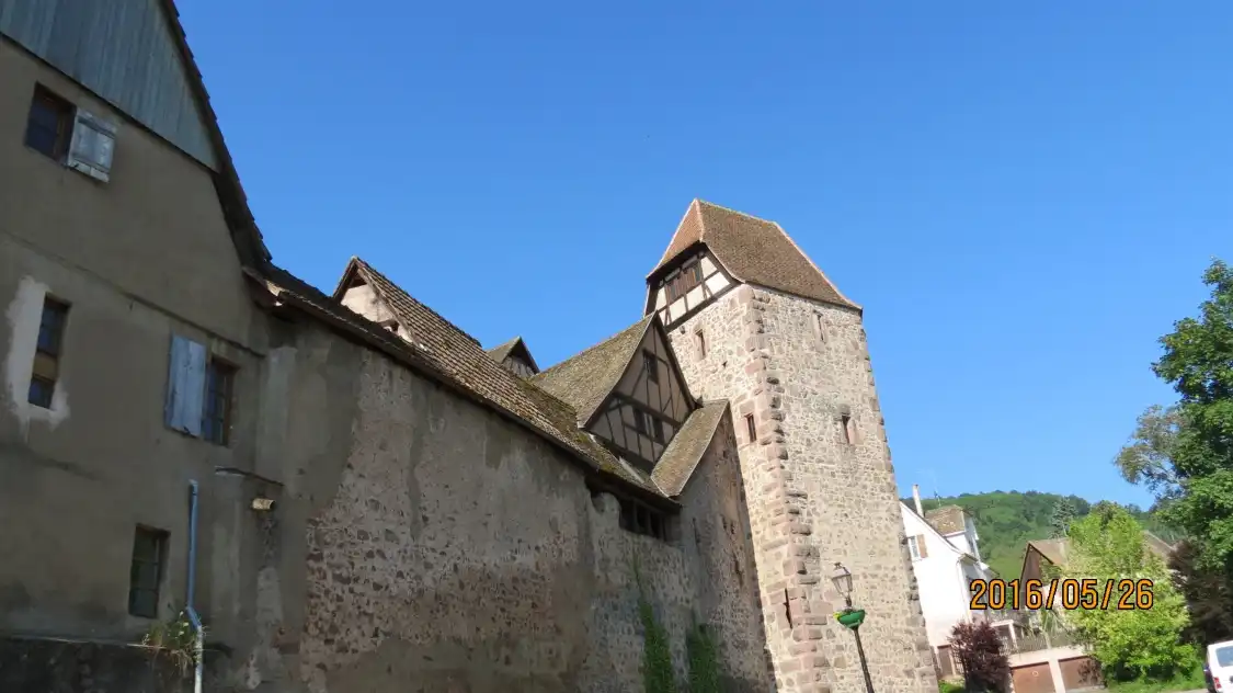 Hotels near Tower Museum of Thieves