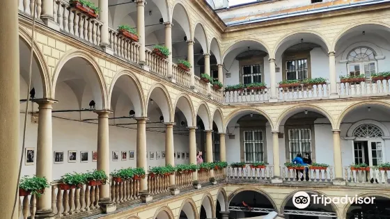 Venice Palace