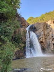 Fecho da Serra Waterfall