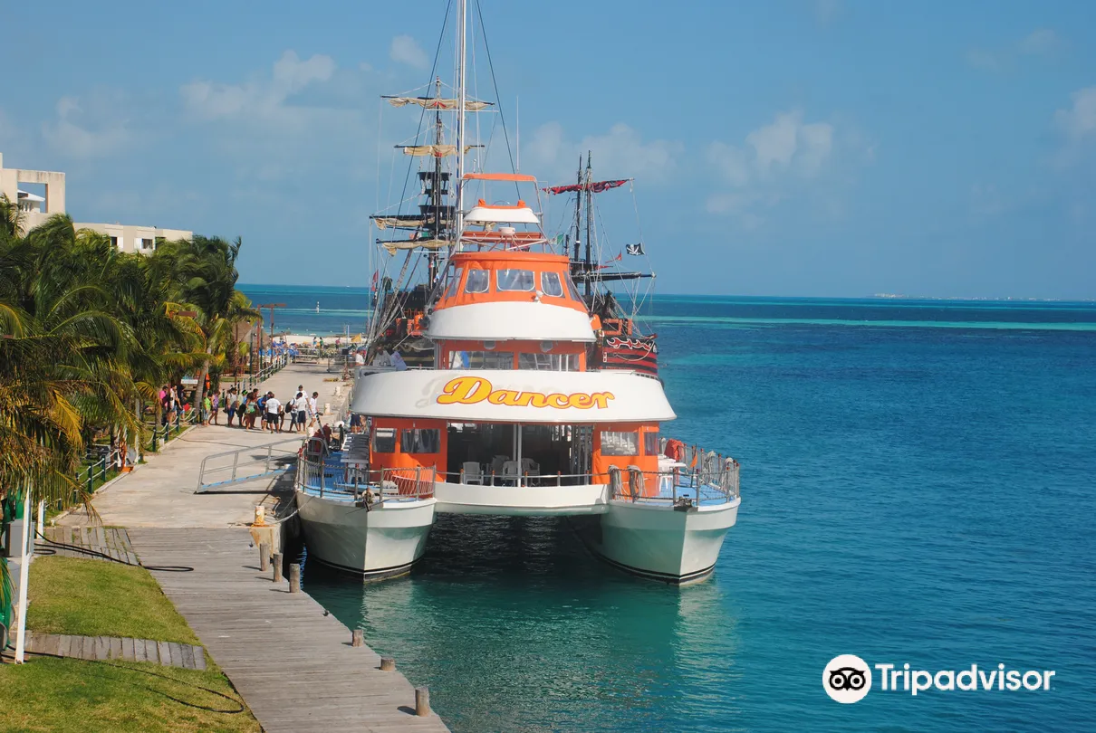 4_Dancer Cruise Cancun