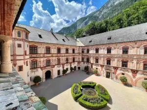 Tratzberg Castle