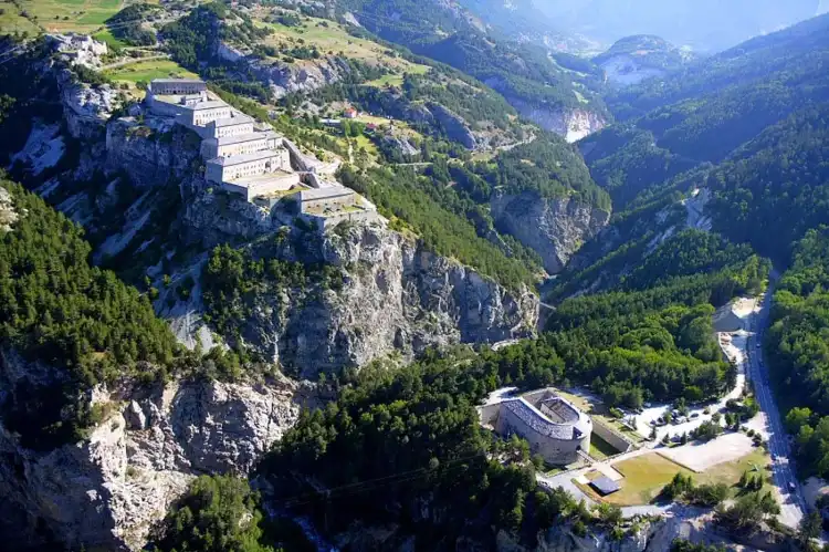 Hotels in Avrieux