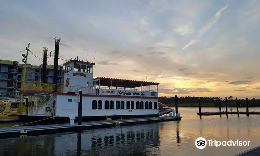 Hudson Marina Fishing, Pirateship, Dolphins And Watersports