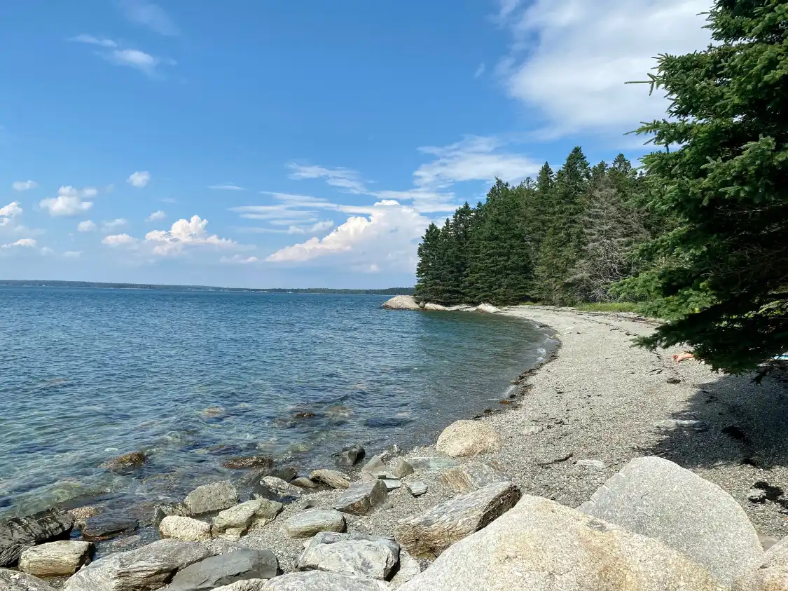 Hotels near Indian Point Blagden Preserve