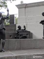 Statue: From Chettiars to Financiers, Singapore