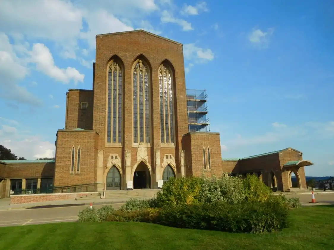 Hotels near Guildford Cathedral