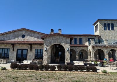 Mari Vineyards