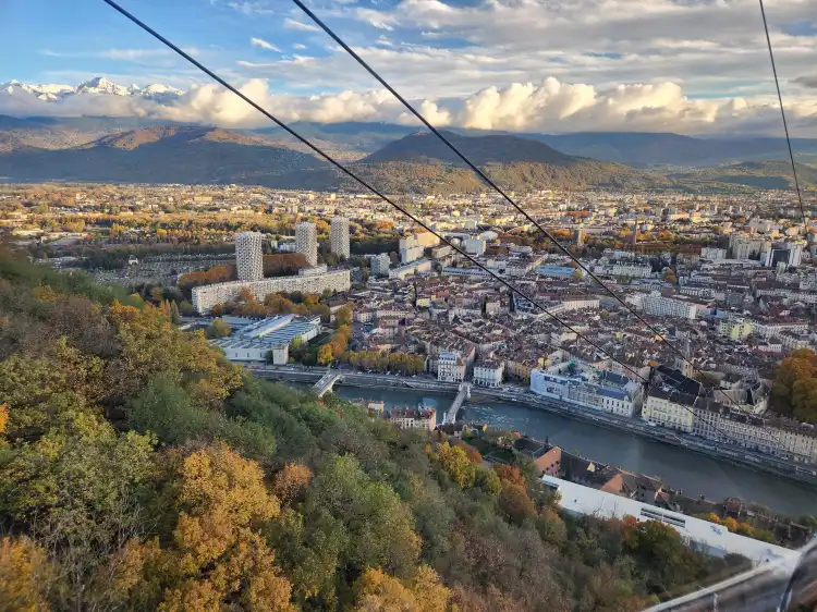 Hotels near Fort de la Bastille
