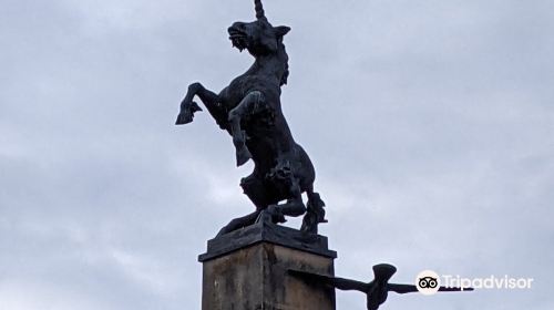 Mercat Cross