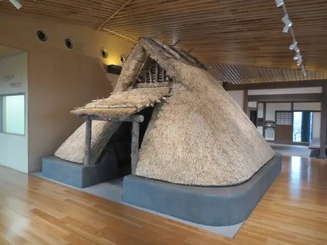 Hotels near Naitou Museum