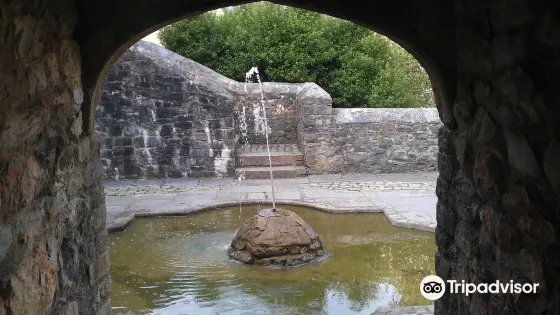 Elizabethan Gardens