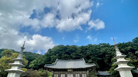 Jikjisa Temple