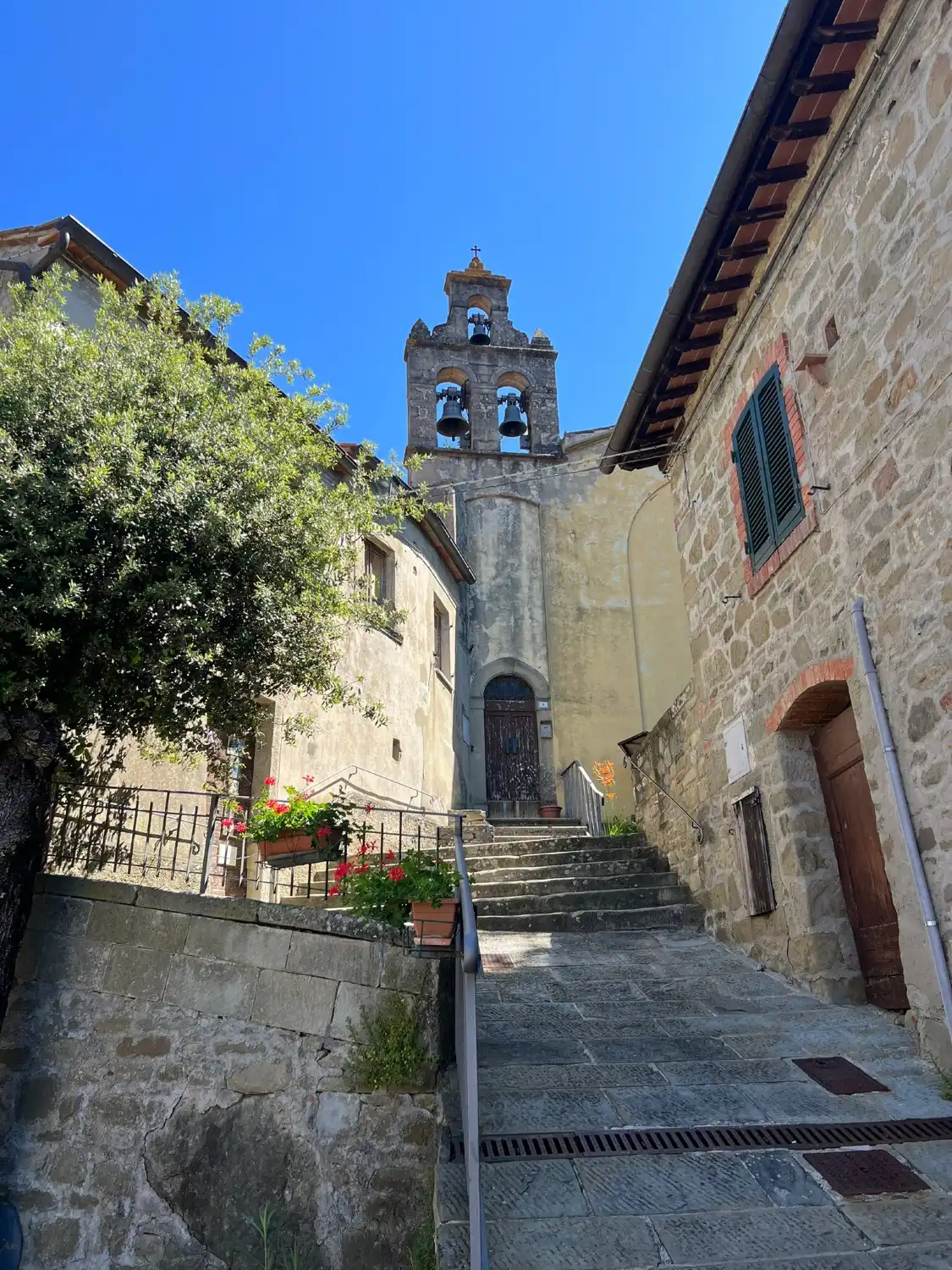 Hotels near Borgo di Gello Biscardo