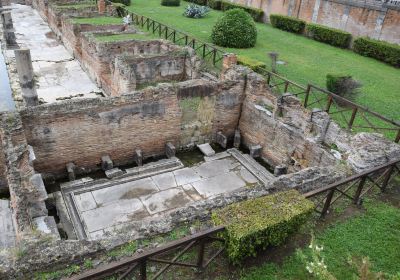 Macellum (Temple of Serapis)