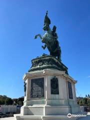 卡爾大公爵雕像