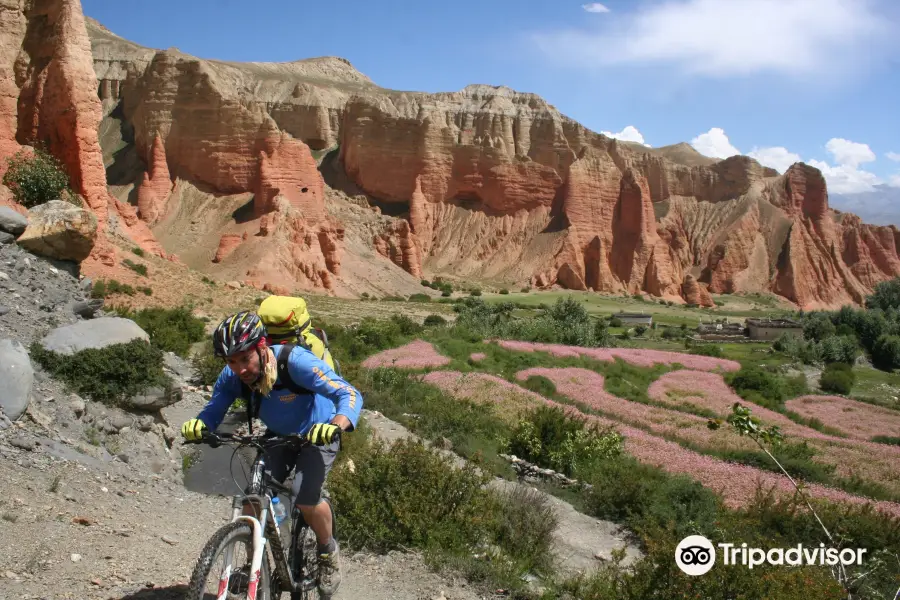 Annapurna Mountain Bike & Adventure