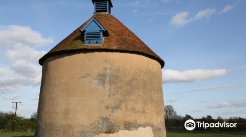 National Trust - Kinwarton Dovecote