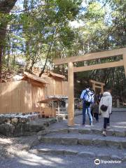 子安神社