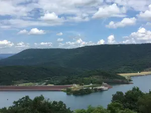 Hawn’s Overlook