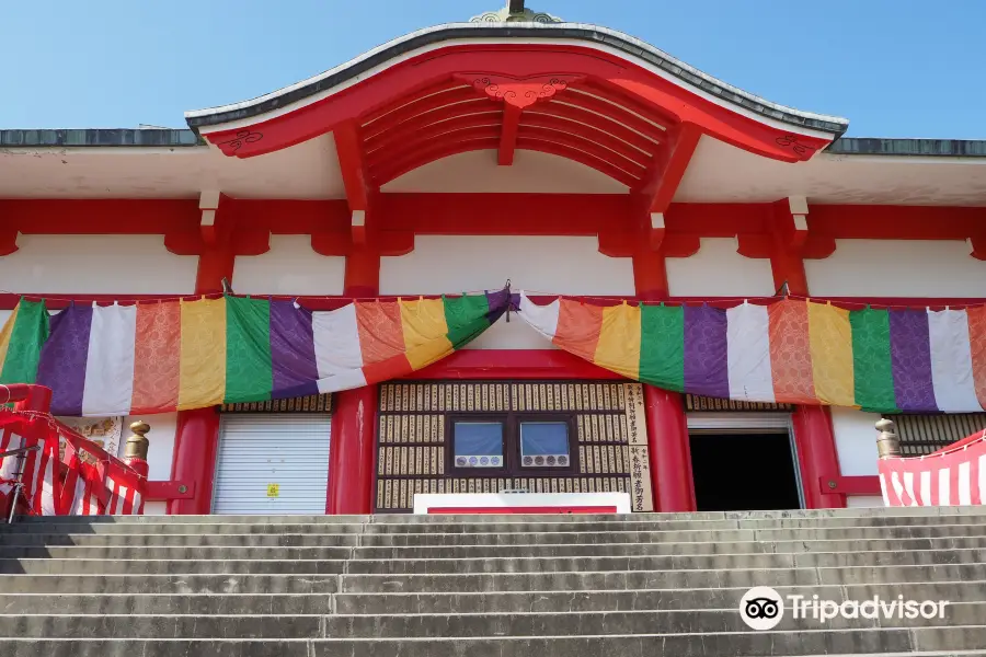 Okinawa Naritazan Fukusen Temple