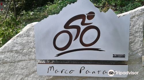 Monumento a Marco Pantani