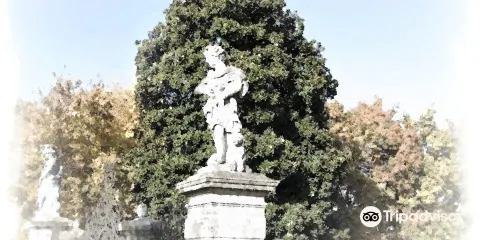 Villa Cabrini Delle Statue Moore