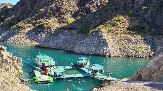 Los Reyunos Dam