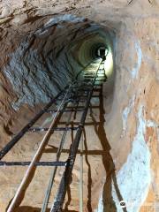 Big Opal Underground Mine Tour