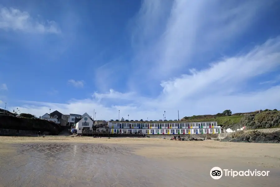 Porthgwidden Beach