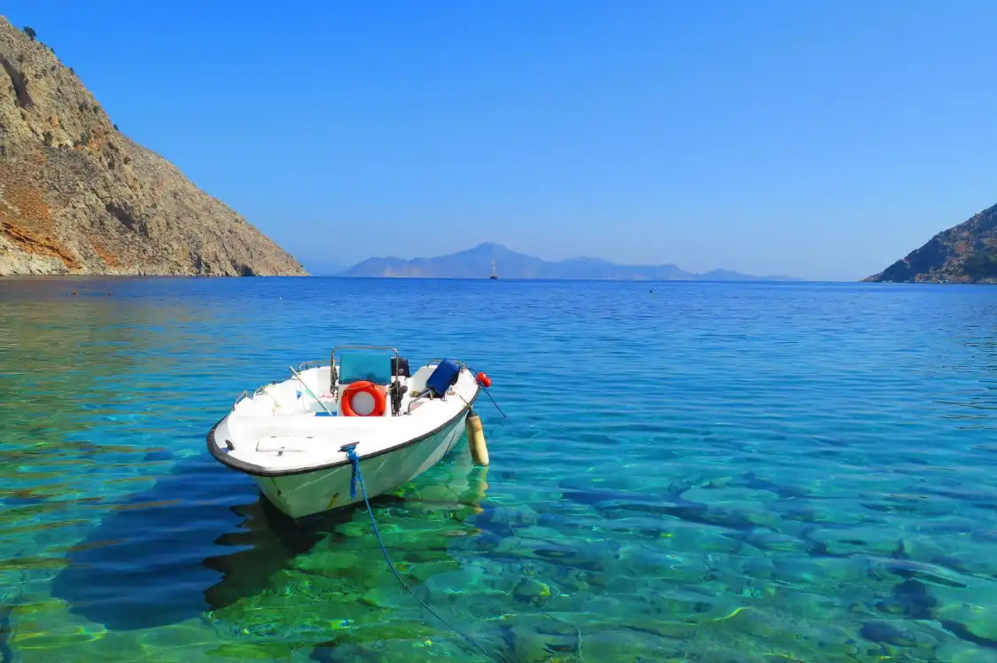 Hotels near Nanou Beach