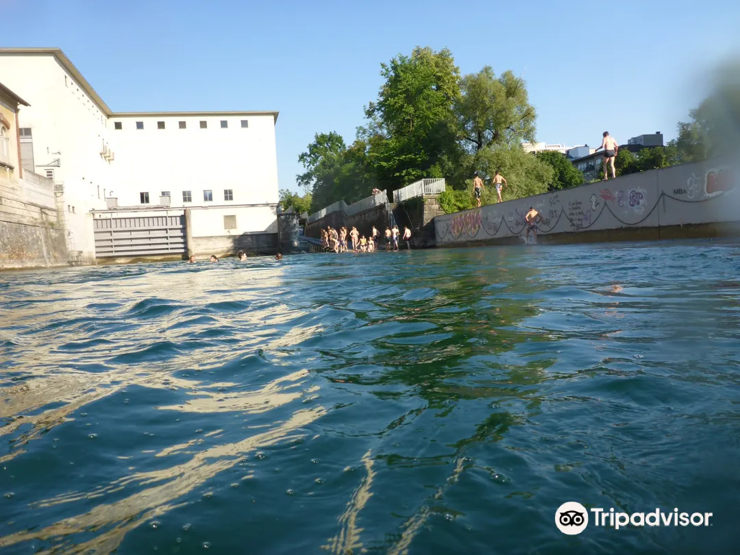 2_Swimming Pools Unter Letten