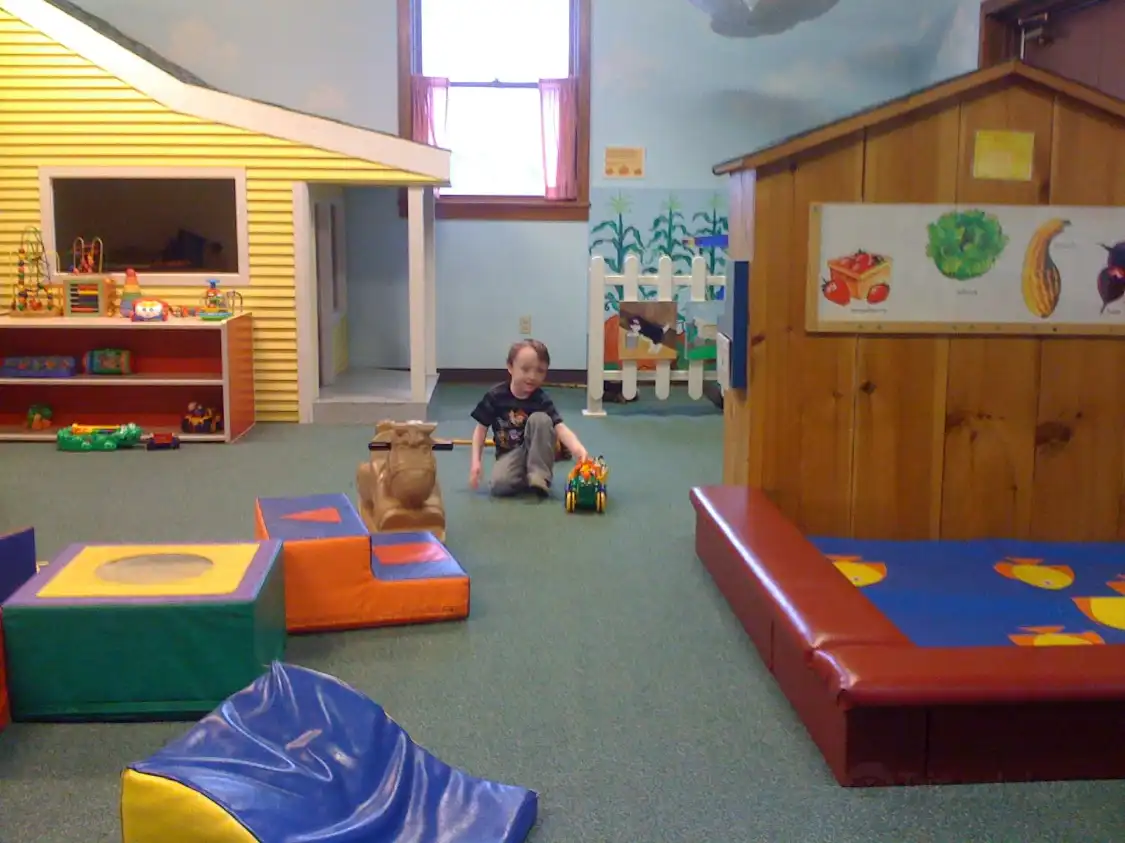 Hotels near Curious Kids' Museum