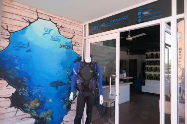 Dive Club Maldives - Dive Center and Service Center