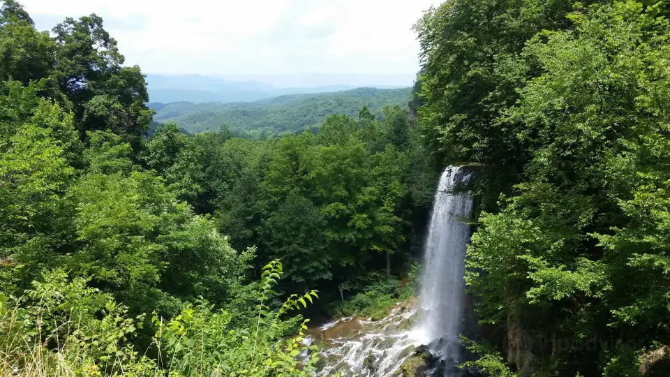 5_Falling Spring Falls