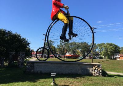 World's Largest Bicyclist