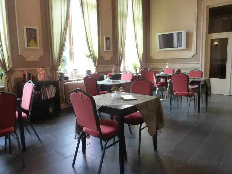 Hotels near Centrum voor Jonge Kunst