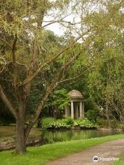 Arquebuse Botanical Garden