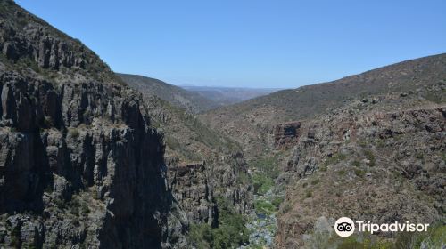 El Salto Canyon & Waterfall