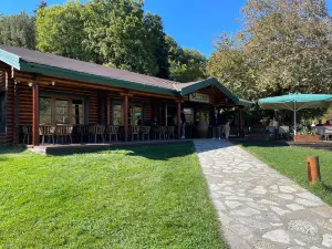 Saloon Park