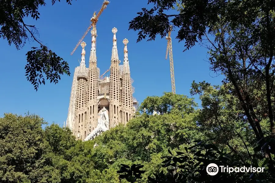 Place de la Sagrada Família