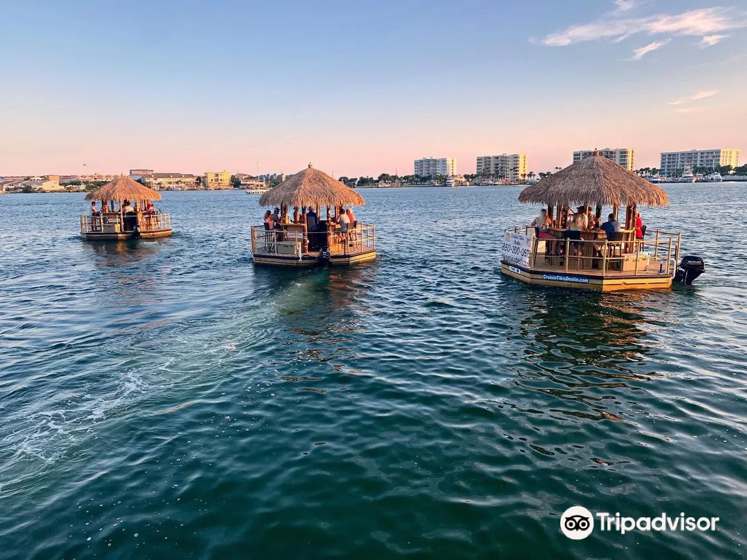 1_Cruisin' Tikis Destin