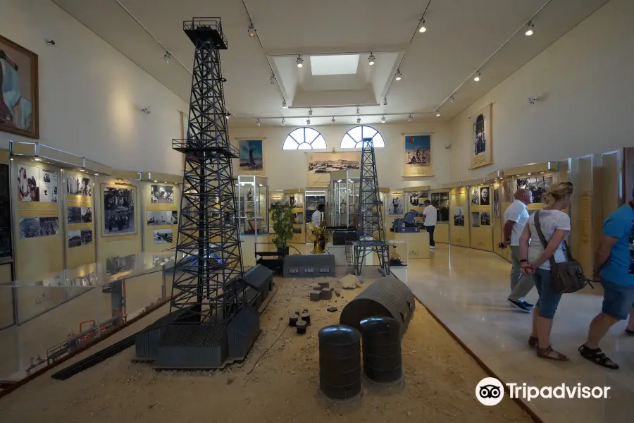 Oil Museum and first oil well