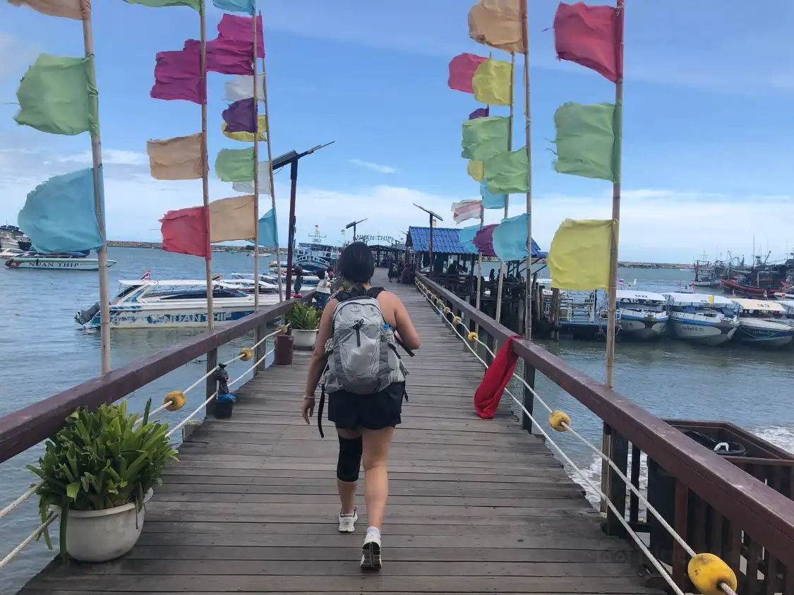 Hotels near Nuanthip Pier