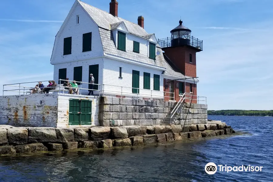 Rockland Breakwater Light parking