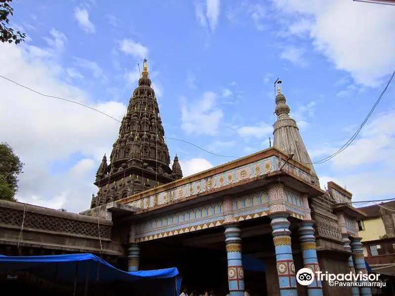 Sant Dnyaneshwar's Samadhi Mandir